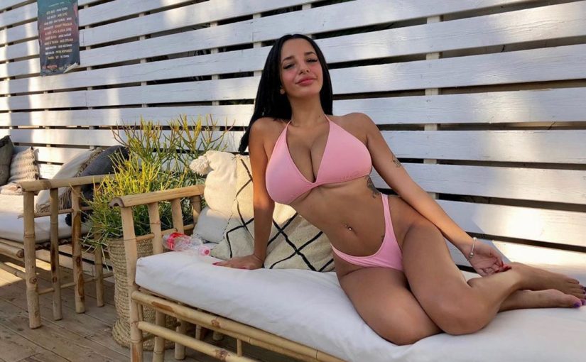 Big Tits Teen – Gorgeous Body and Face